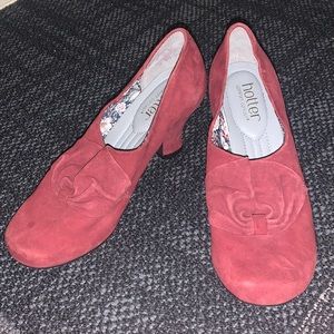 Hotter brand, Donna Style Rouge Maroon Heels